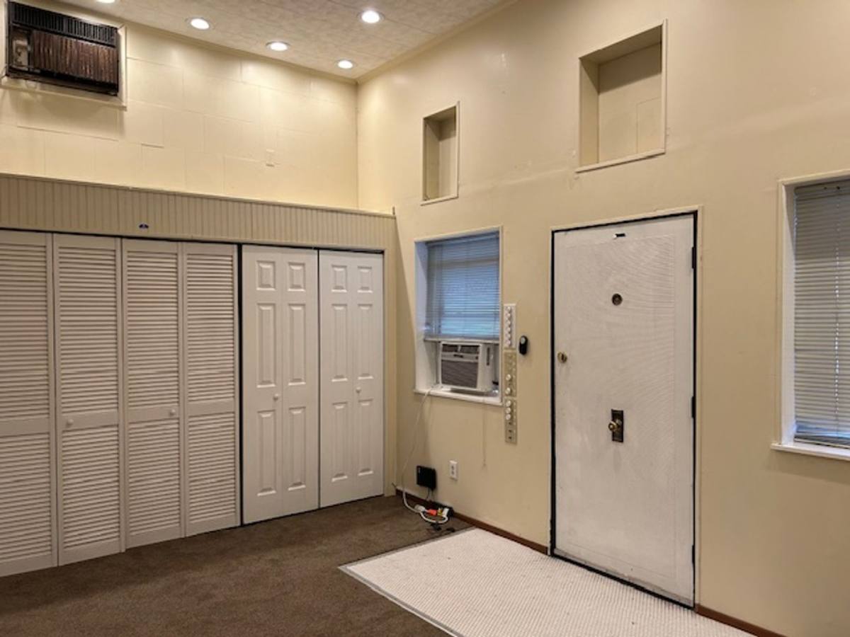 Apartment for rent at 1840 Jancey St, Pittsburgh, PA 15206