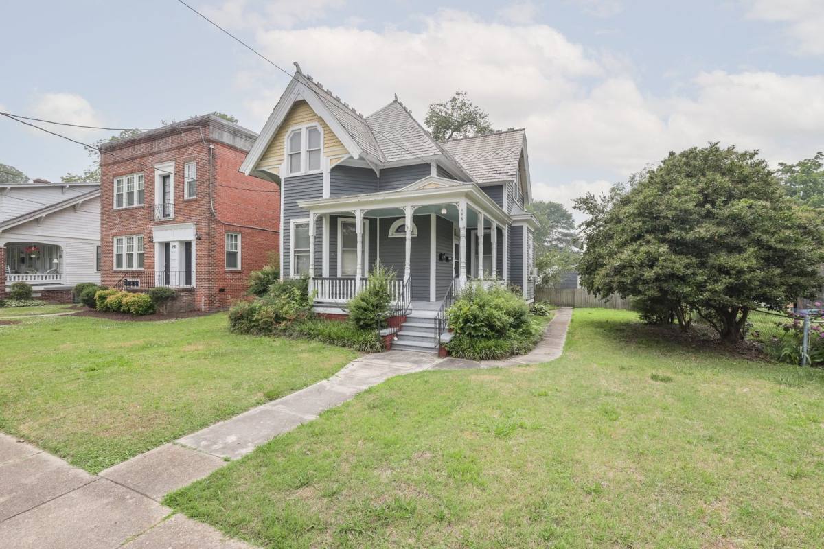 Apartment for rent at 146 Florida Ave, Portsmouth, VA 23707