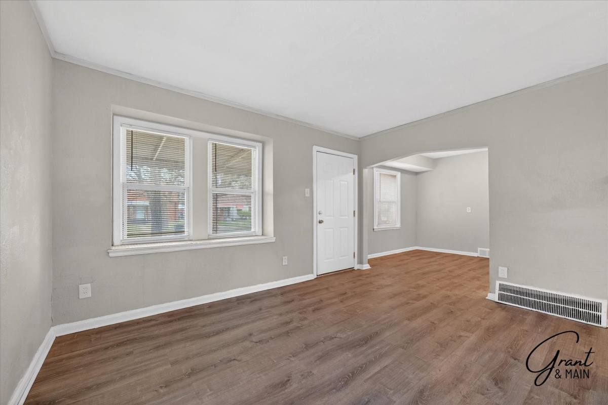 House for rent at 12716 Riad St, Detroit, MI 48224