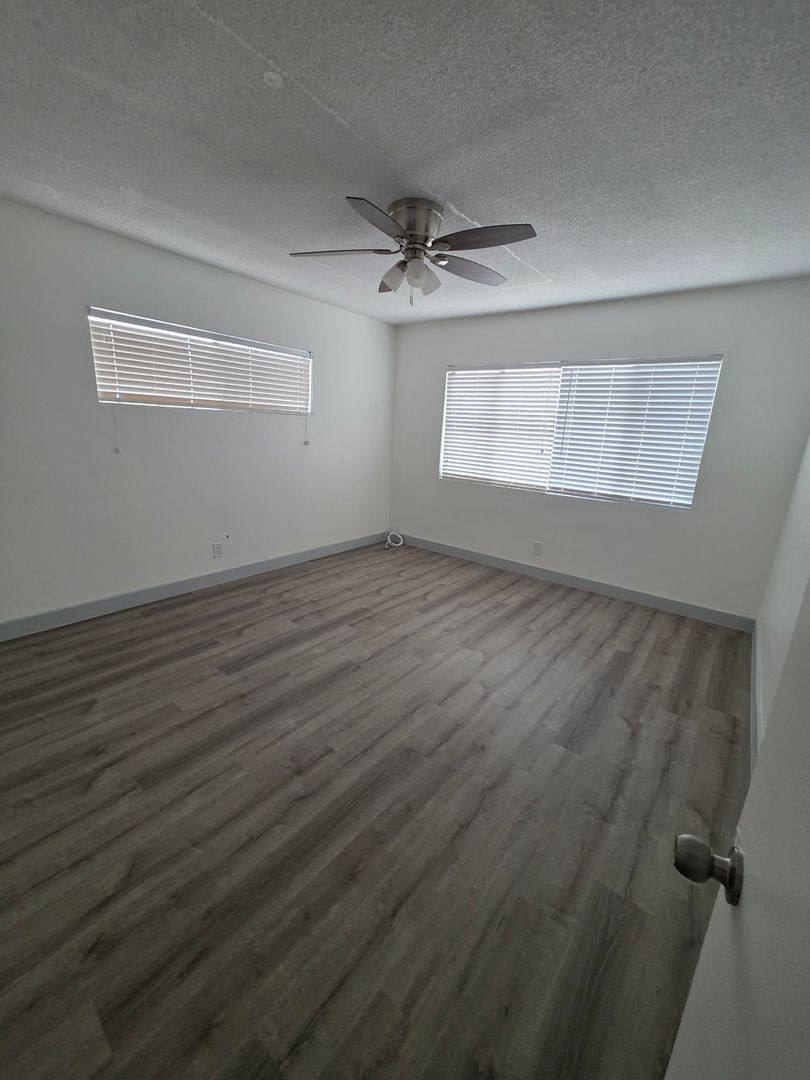 Apartment for rent at 916 N Inglewood Ave, Inglewood, CA 90302