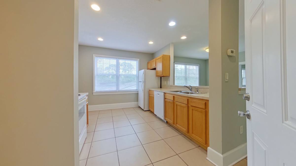 Apartment for rent at 2920 Dellwood Ave, Jacksonville, FL 32205