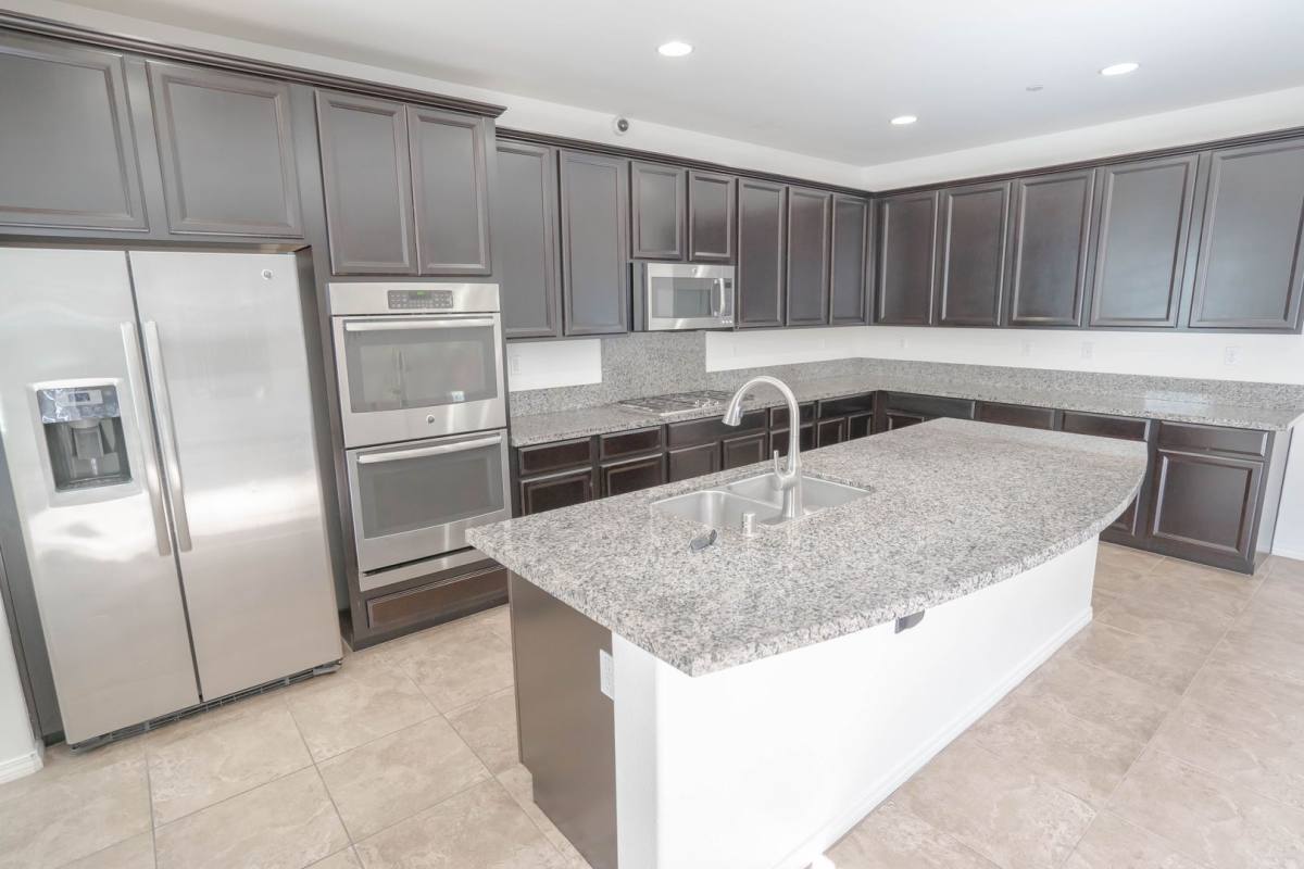 House for rent at 28341 Vista Del Rio, Valencia, CA 91354