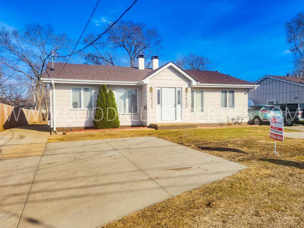 House for rent at 3425 Merle Hay Rd, Des Moines, IA 50310