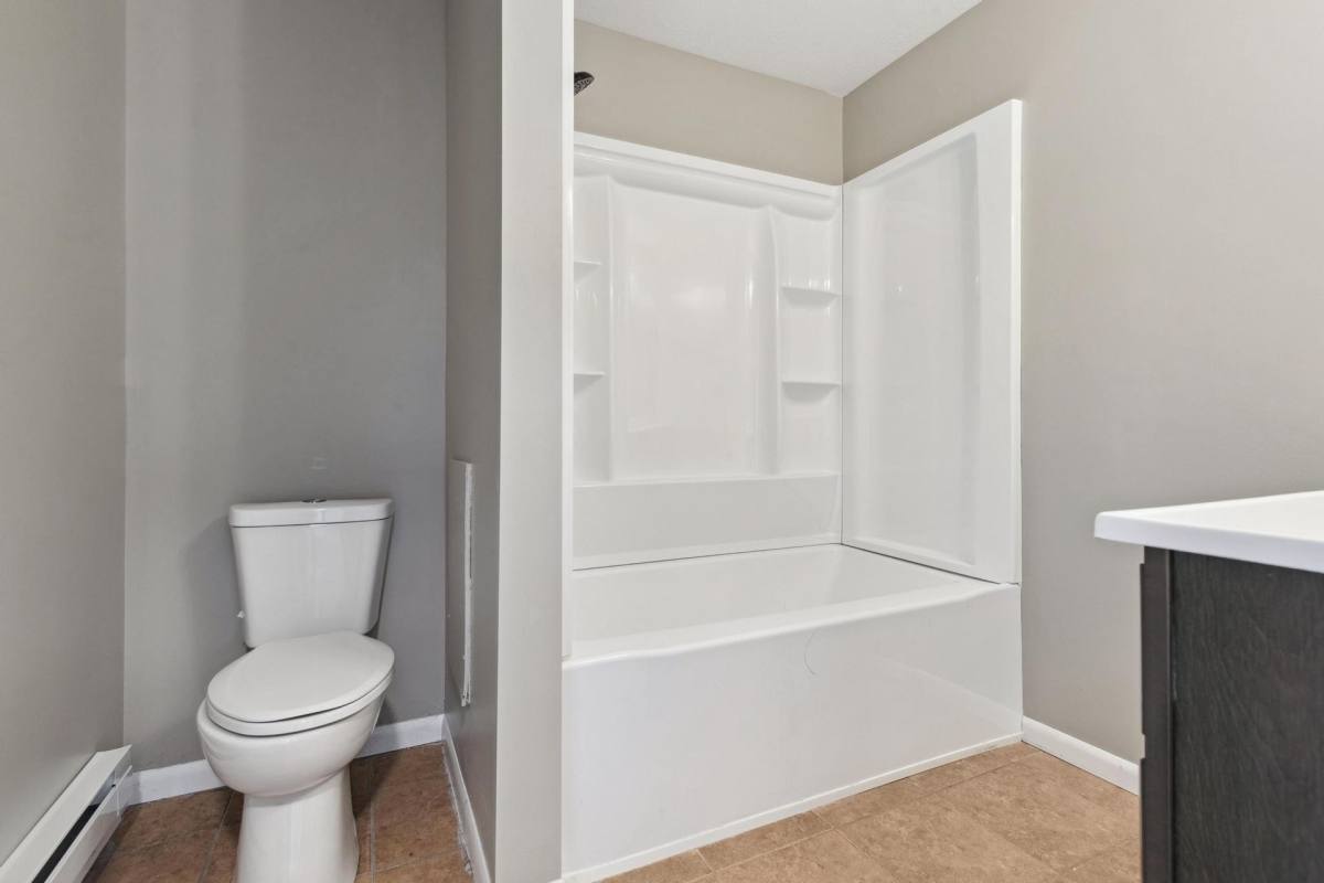Apartment for rent at 126 E Lake Ave, Peoria, IL 61614