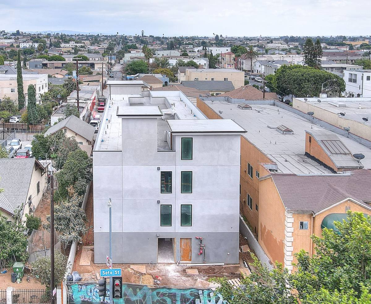 Apartment for rent at 610 N Soto St, Los Angeles, CA 90033