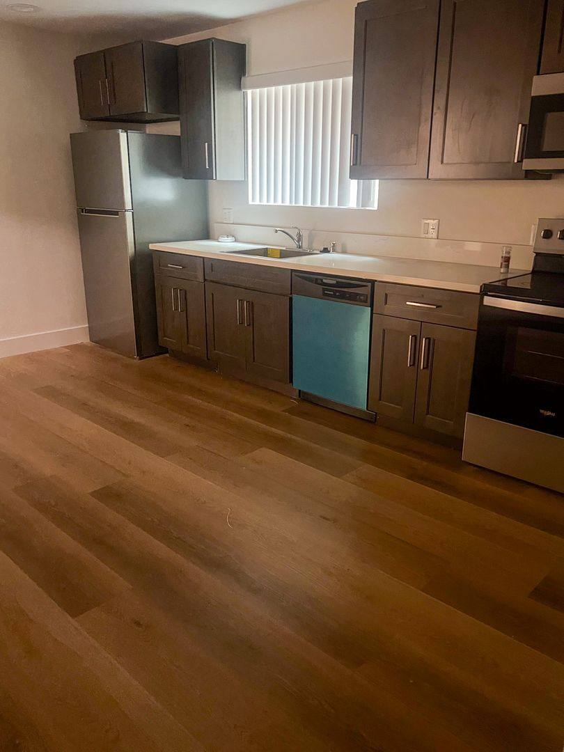 Apartment for rent at 610 N Soto St, Los Angeles, CA 90033