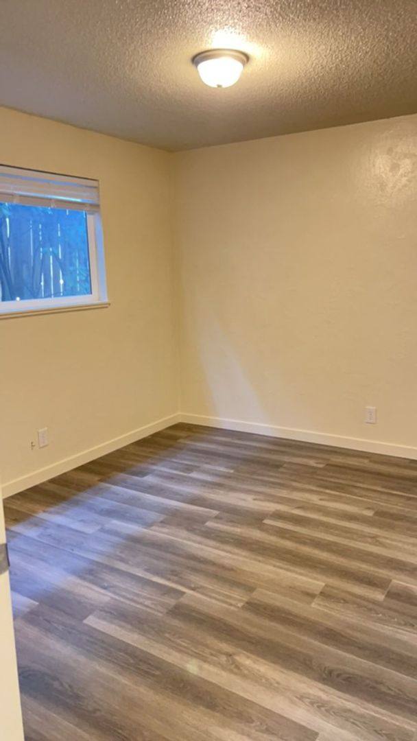 Apartment for rent at 721 Bennett Ave, Medford, OR 97504