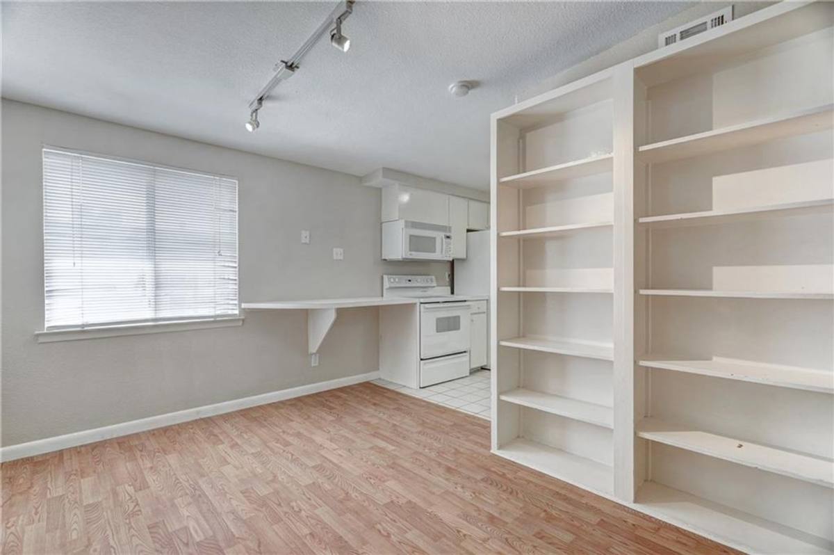 Condo for rent at 2408 Longview St, Austin, TX 78705