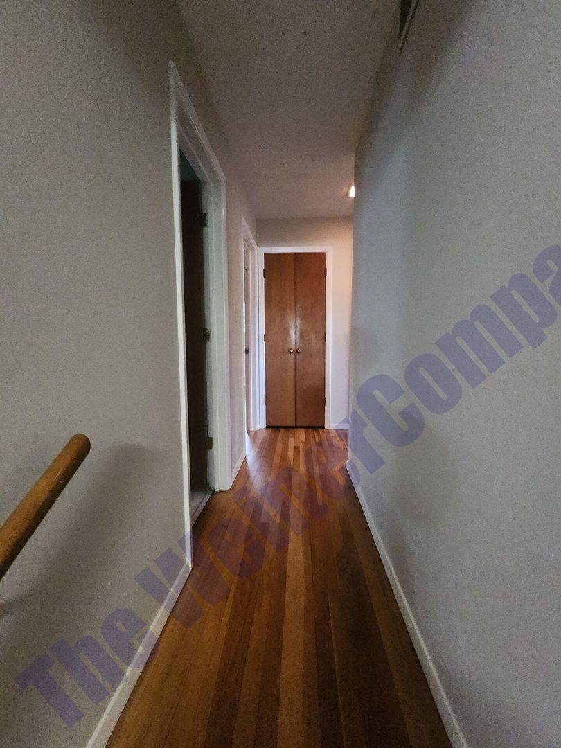 House for rent at 8 Shuman Circle, Urbana, IL 61801