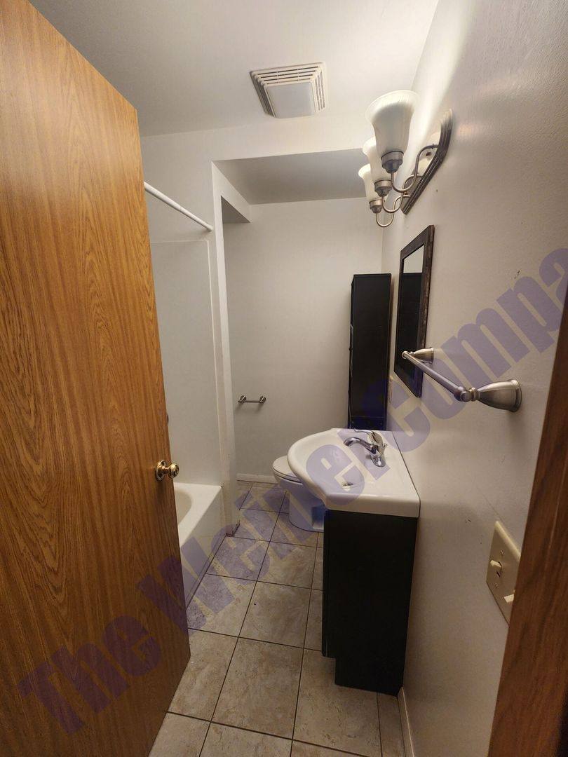 House for rent at 8 Shuman Circle, Urbana, IL 61801
