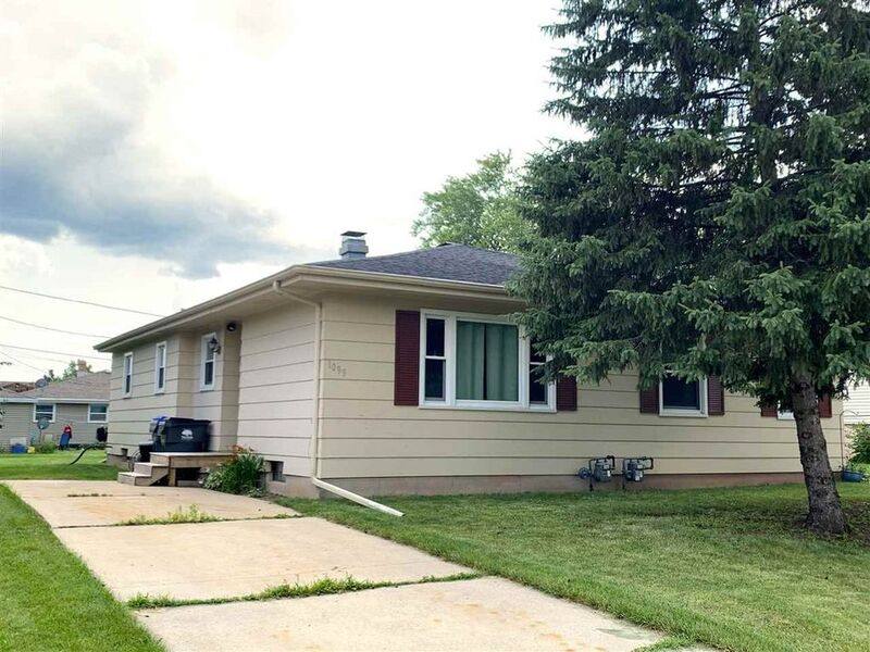 Apartment for rent at 1097 1099 Laurel Court, Neenah, WI 54956