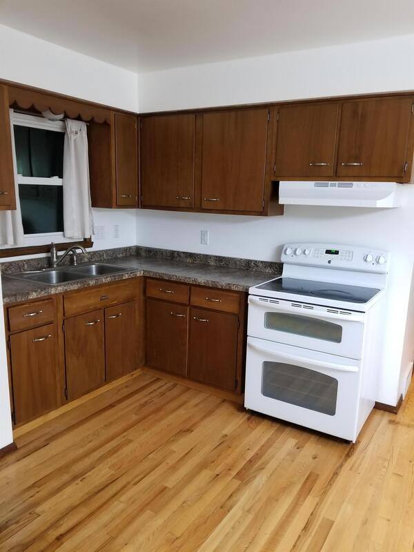 Apartment for rent at 1097 - 1099 Laurel Court, Neenah, WI 54956