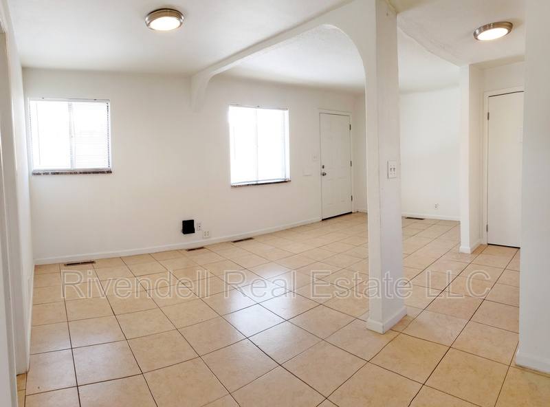 Apartment for rent at 1496 Joliet St, Aurora, CO 80010