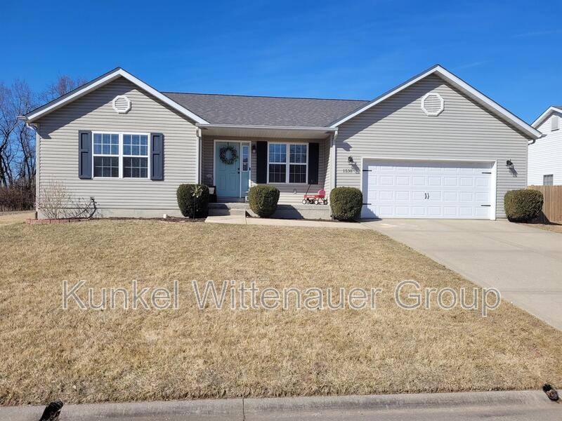 House for rent at 1538 Manchester Dr, O Fallon, IL 62269