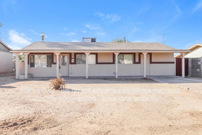 House for rent at 2221 E Beverly Lane, Phoenix, AZ 85022