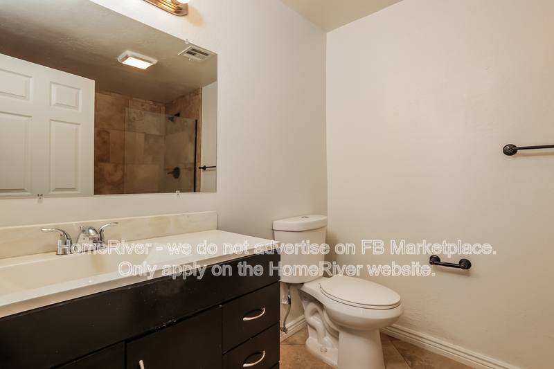 House for rent at 2221 E Beverly Lane, Phoenix, AZ 85022
