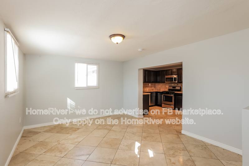 House for rent at 2221 E Beverly Lane, Phoenix, AZ 85022
