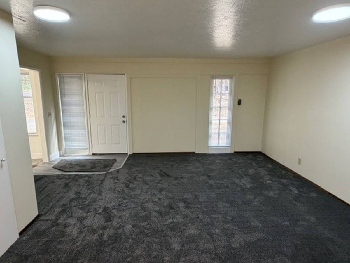 House for rent at 22868 Black Hawk Dr, Sonora, CA 95370