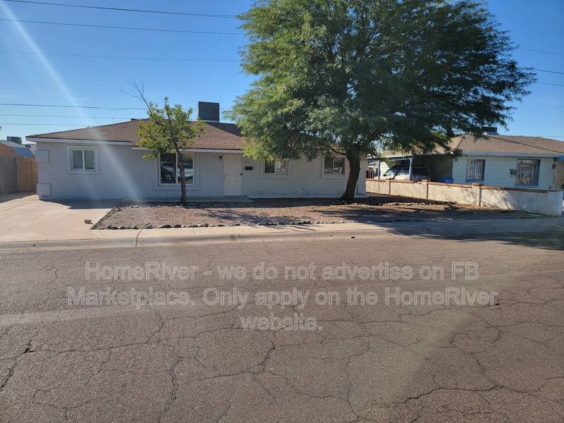 House for rent at 3129 W Montebello Ave, Phoenix, AZ 85017
