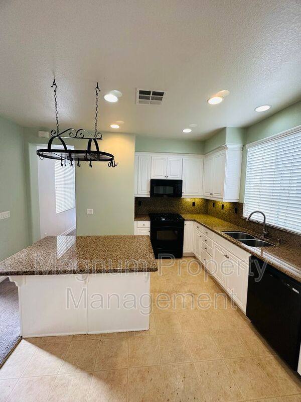 House for rent at 37168 Galileo Lane, Murrieta, CA 92563