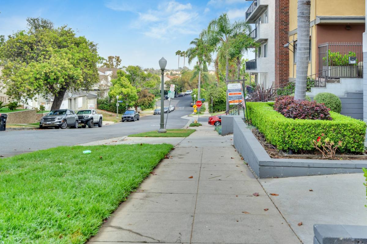 Apartment for rent at 1835 Holmby Ave, Los Angeles, CA 90025