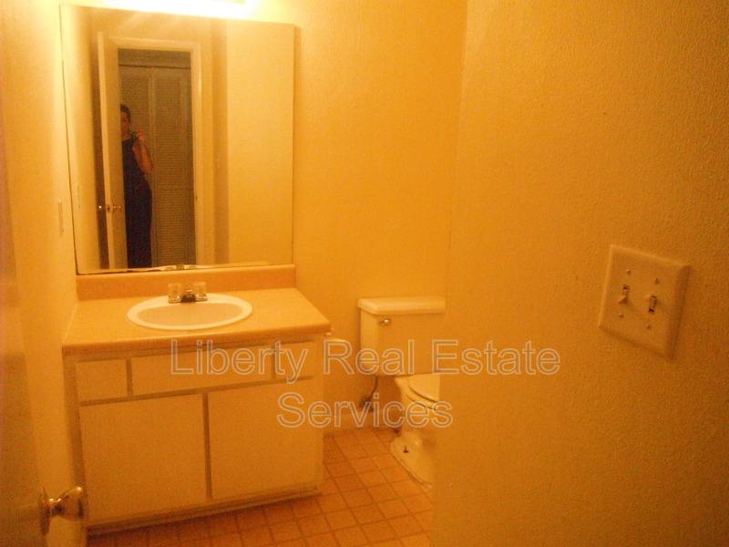 Apartment for rent at 134 Pointe S Dr #D, Hinesville, GA 31313