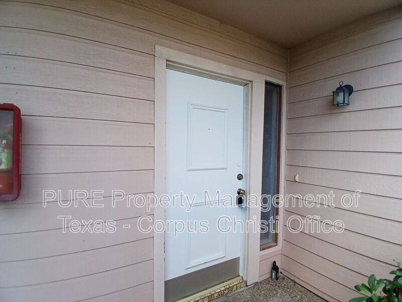 Townhouse for rent at 5001 Middlecoff Rd #1A, Corpus Christi, TX 78413