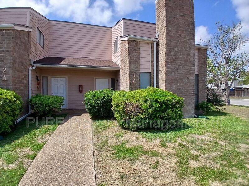 Townhouse for rent at 5001 Middlecoff Rd #1A, Corpus Christi, TX 78413
