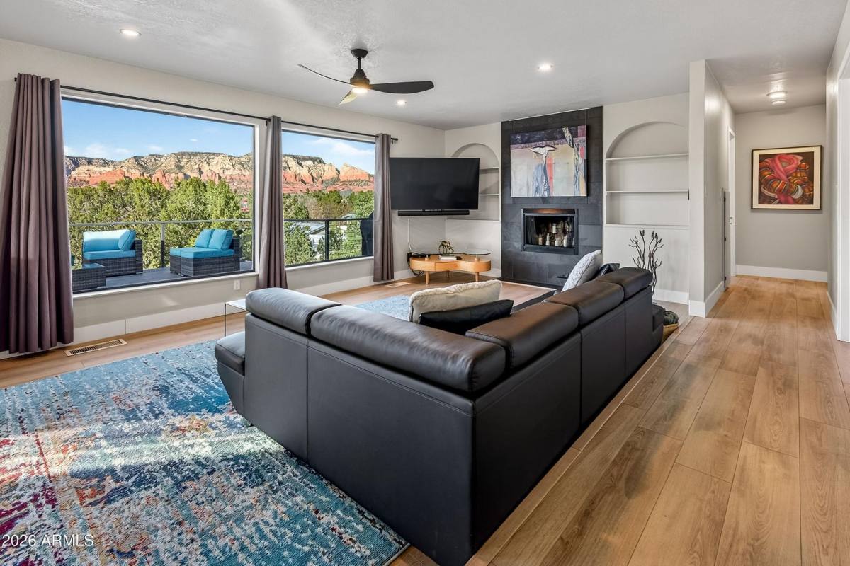 House for rent at 460 Panorama Blvd, Sedona, AZ 86336