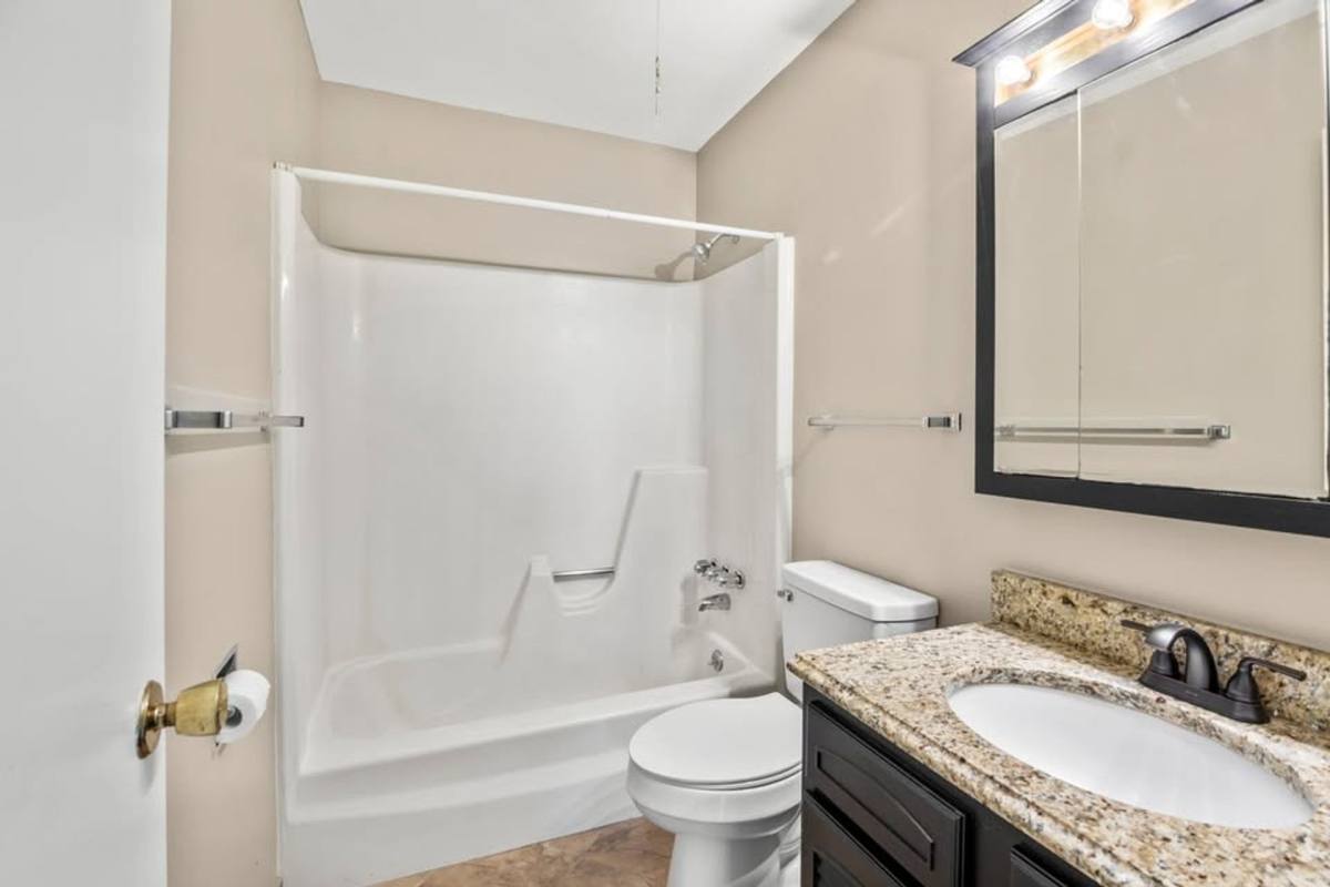 Apartment for rent at 1900 Highview Rd, East Peoria, IL 61611