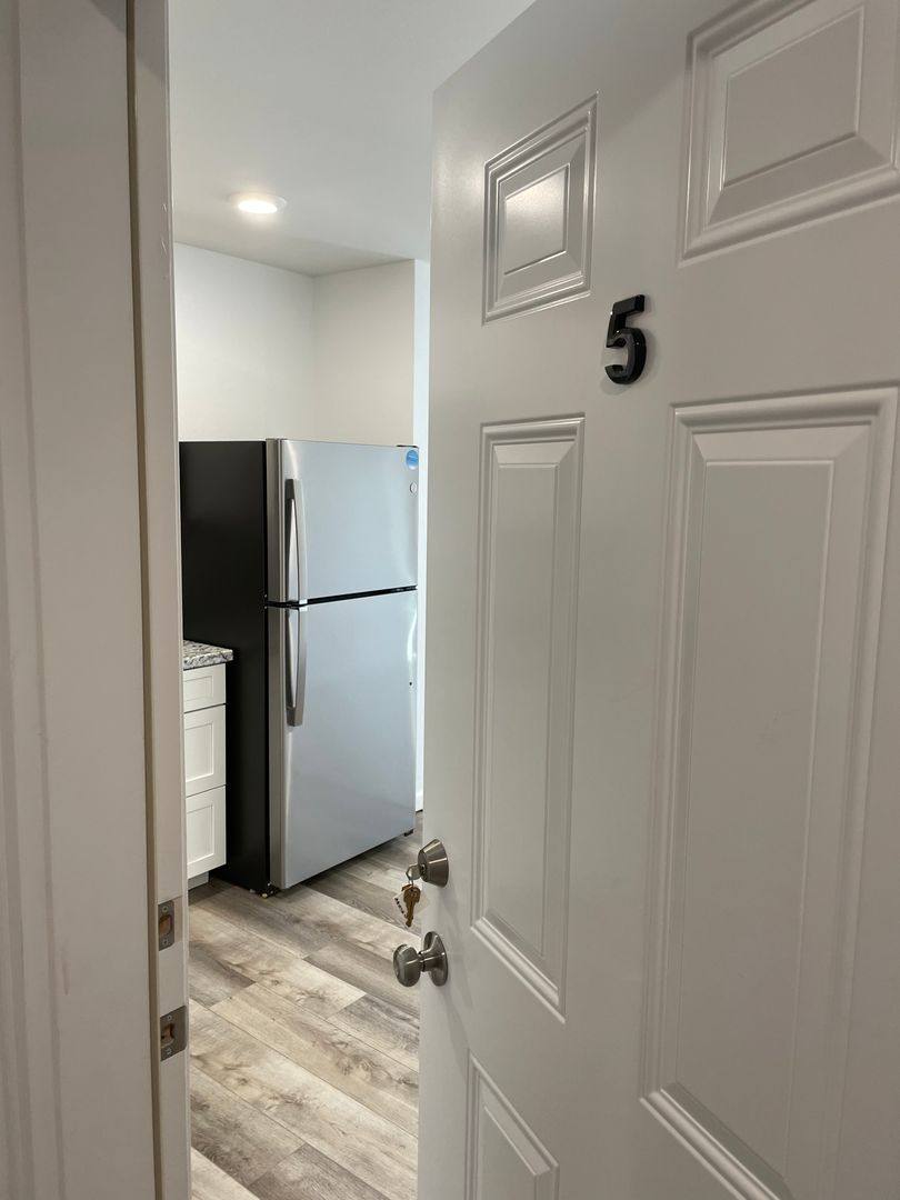 Apartment for rent at 413 Doxey St, Strafford, MO 65757