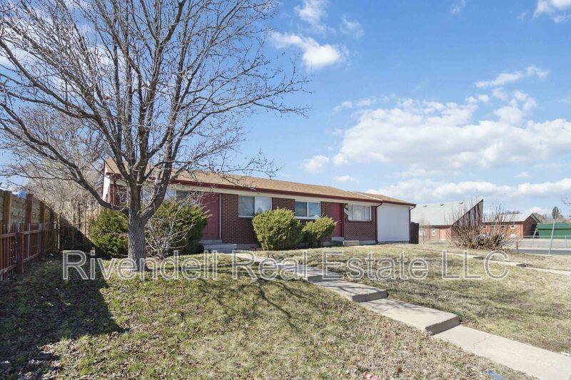 Apartment for rent at 1127 Xenia St, Denver, CO 80220