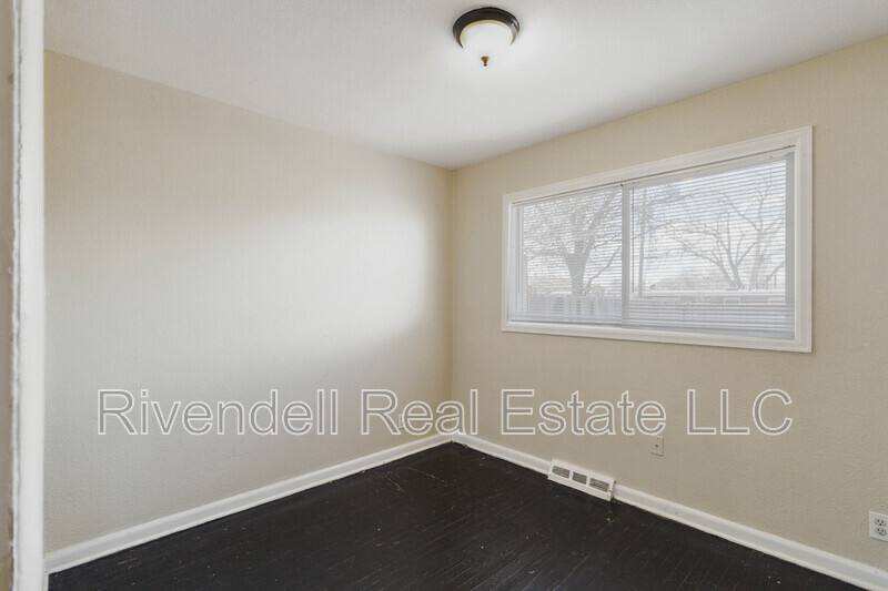 Apartment for rent at 1127 Xenia St, Denver, CO 80220