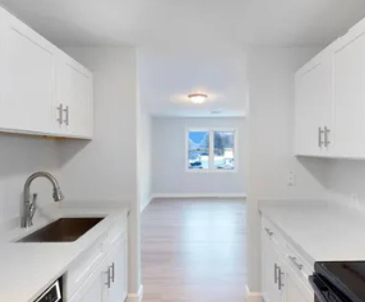 Apartment for rent at 110 Briggs St, Taunton, MA 02780