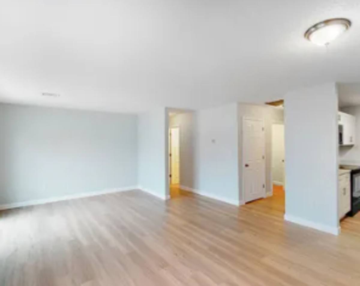 Apartment for rent at 110 Briggs St, Taunton, MA 02780