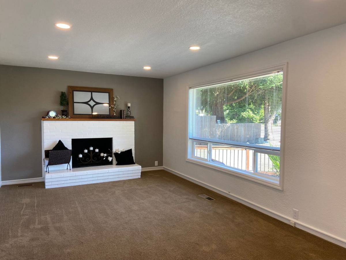 Apartment for rent at 355 Irving, Eugene, OR 97404