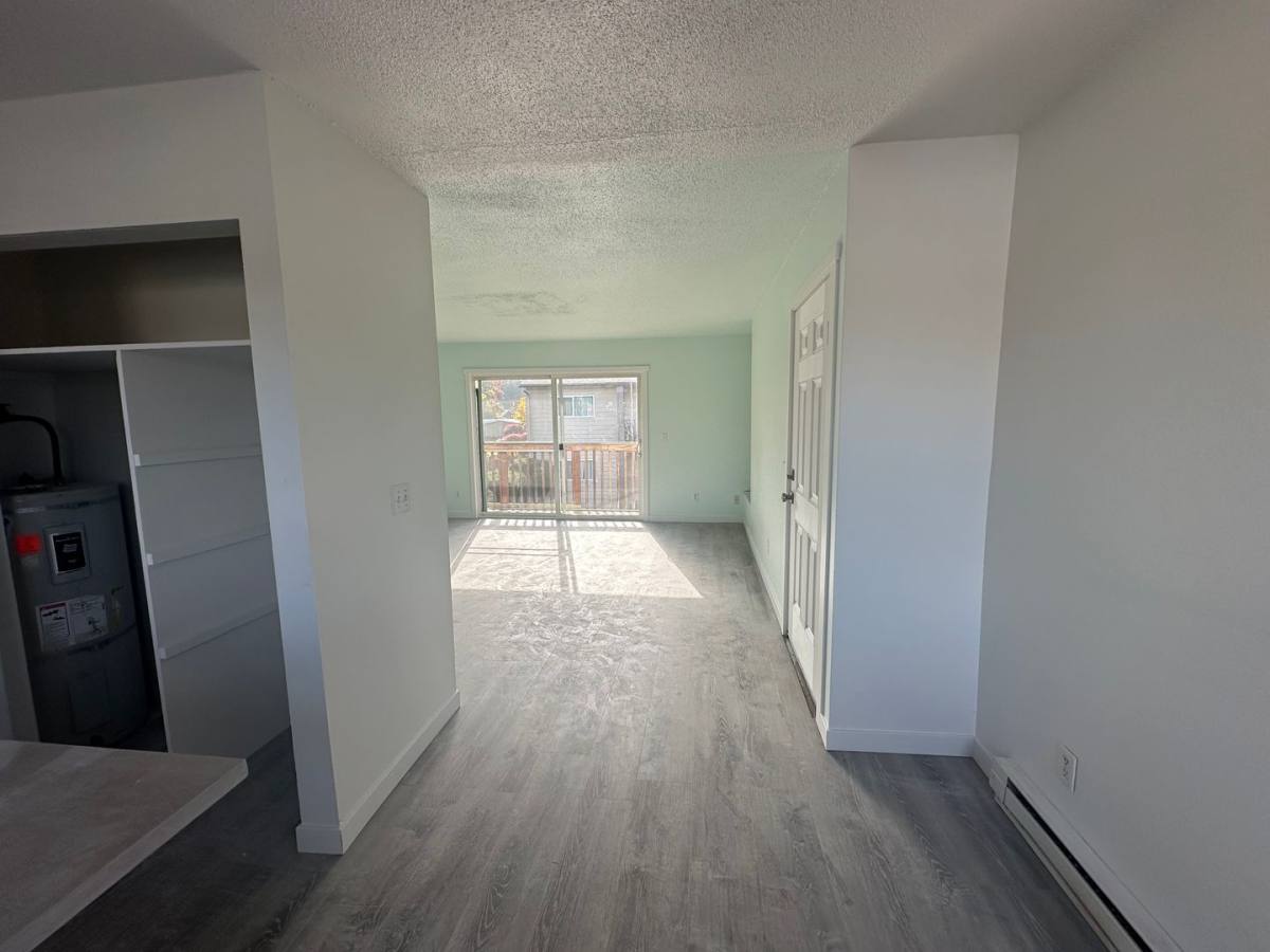 Apartment for rent at 6350 SW 124th Ave, Beaverton, OR 97008