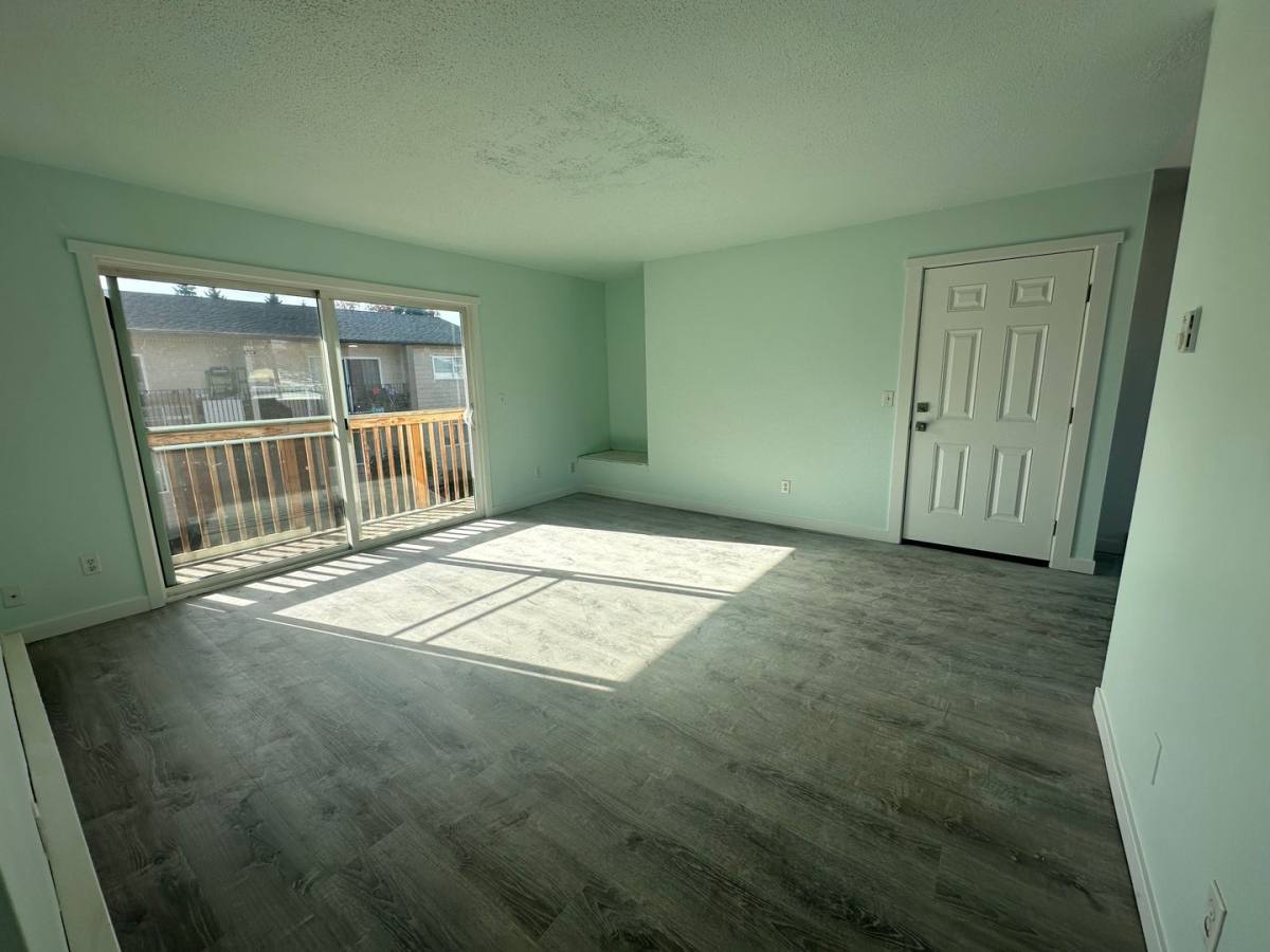 Apartment for rent at 6350 SW 124th Ave, Beaverton, OR 97008