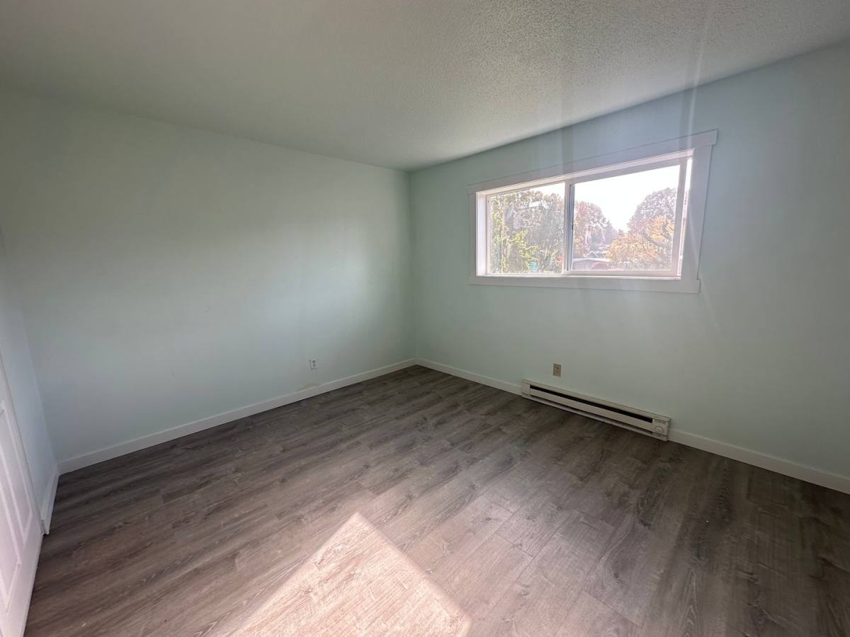 Apartment for rent at 6350 SW 124th Ave, Beaverton, OR 97008