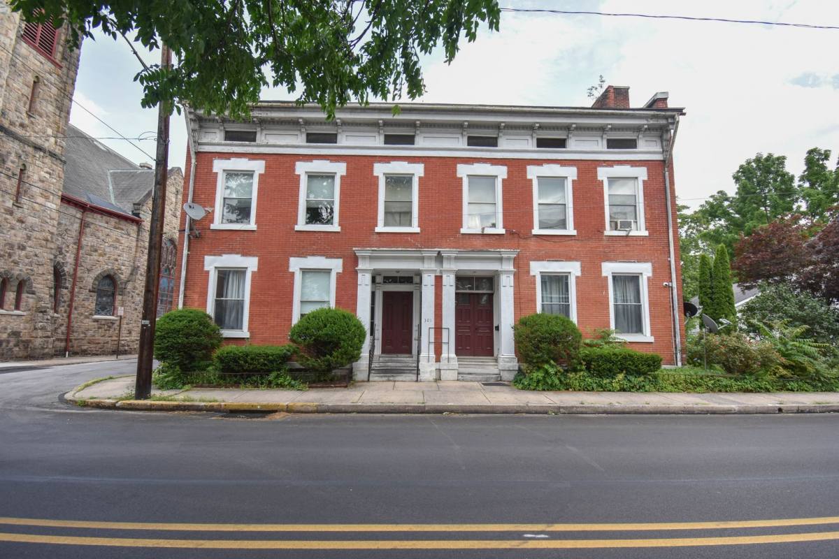 Apartment for rent at 301 S Main St, Jersey Shore, PA 17740