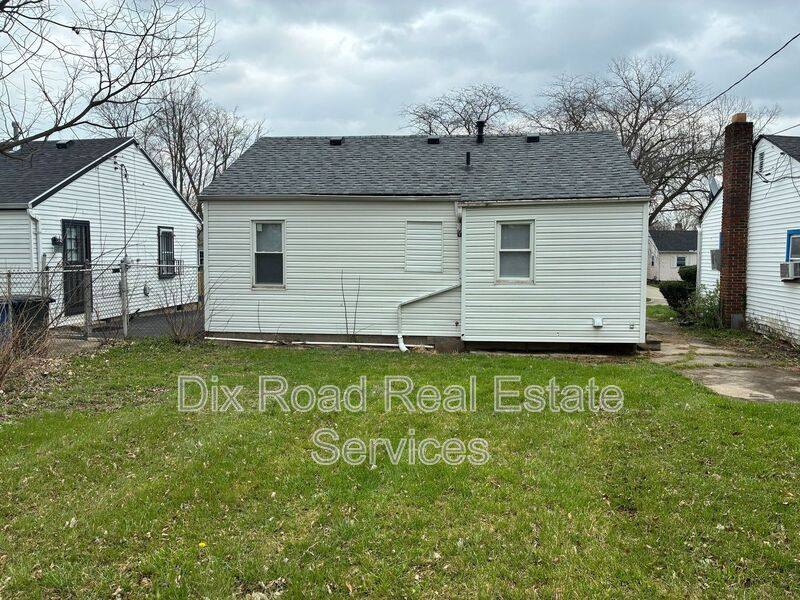 House for rent at 729 Cleverly Rd, Dayton, OH 45417