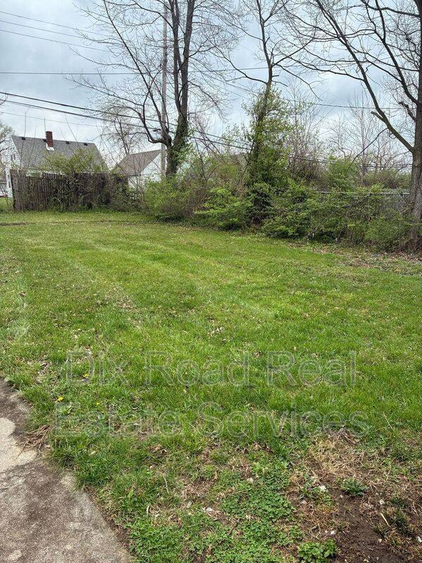 House for rent at 729 Cleverly Rd, Dayton, OH 45417