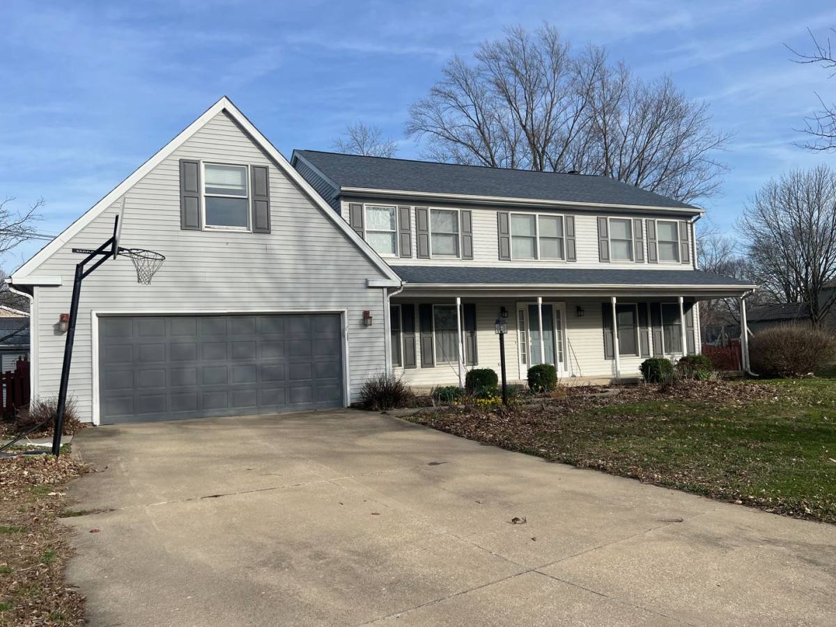 House for rent at 2401 Peppertree Place, Champaign, IL 61822