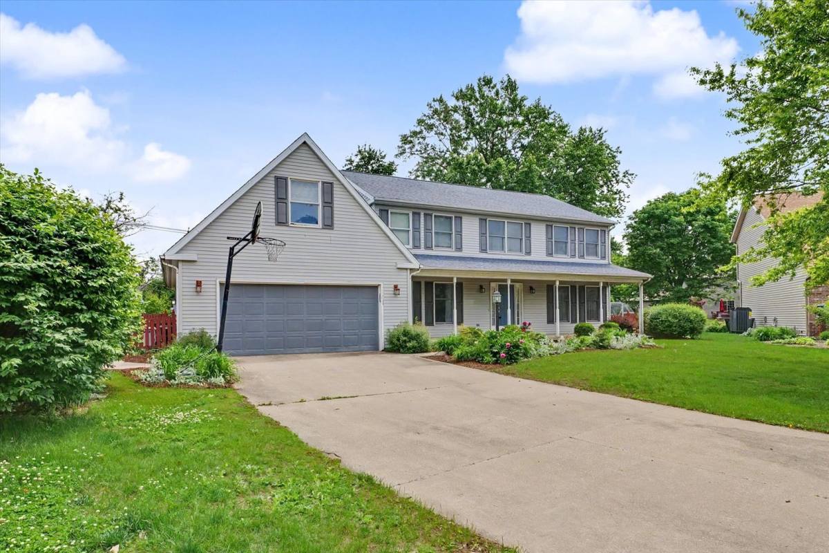 House for rent at 2401 Peppertree Place, Champaign, IL 61822