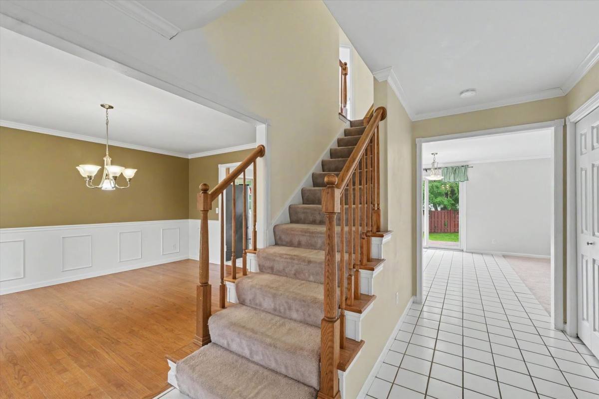 House for rent at 2401 Peppertree Place, Champaign, IL 61822