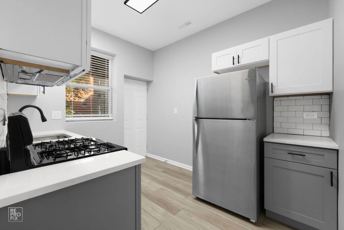 Apartment for rent at 4750 S Calumet Ave, Chicago, IL 60615