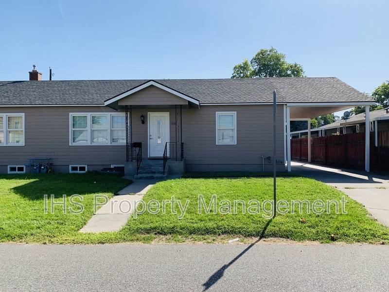 Apartment for rent at 302 Bernard Ave, Richland, WA 99352