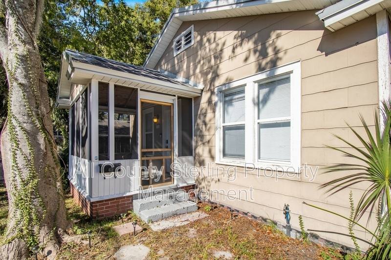 House for rent at 702 NW 2nd Ave, Gainesville, FL 32601