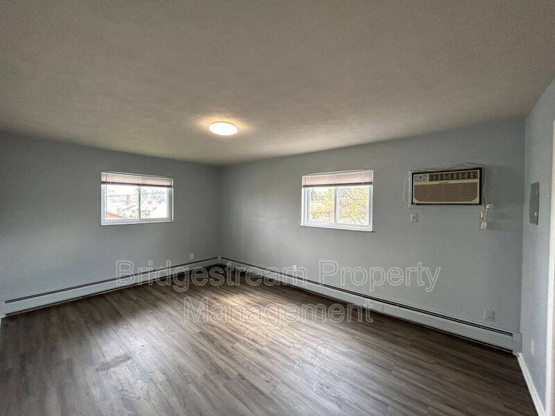 Apartment for rent at 124 Chestnut St #203, Englewood, OH 45322