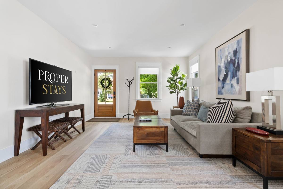 House for rent at 191 W Poplar St #A, Charleston, SC 29403